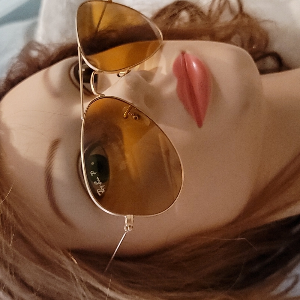 Classic Ray-Ban Glasses